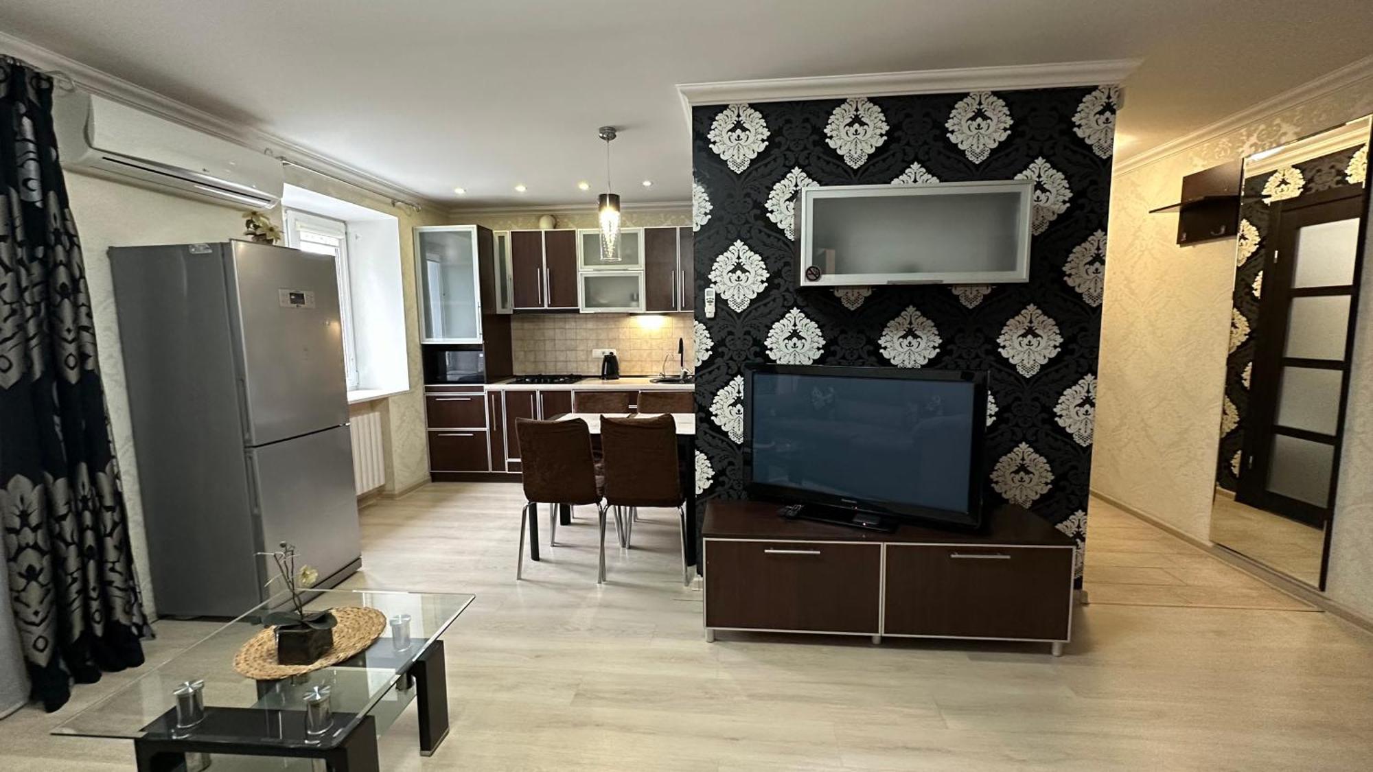 Apartment On Nauki Avenue 102 Dnipro Exterior photo