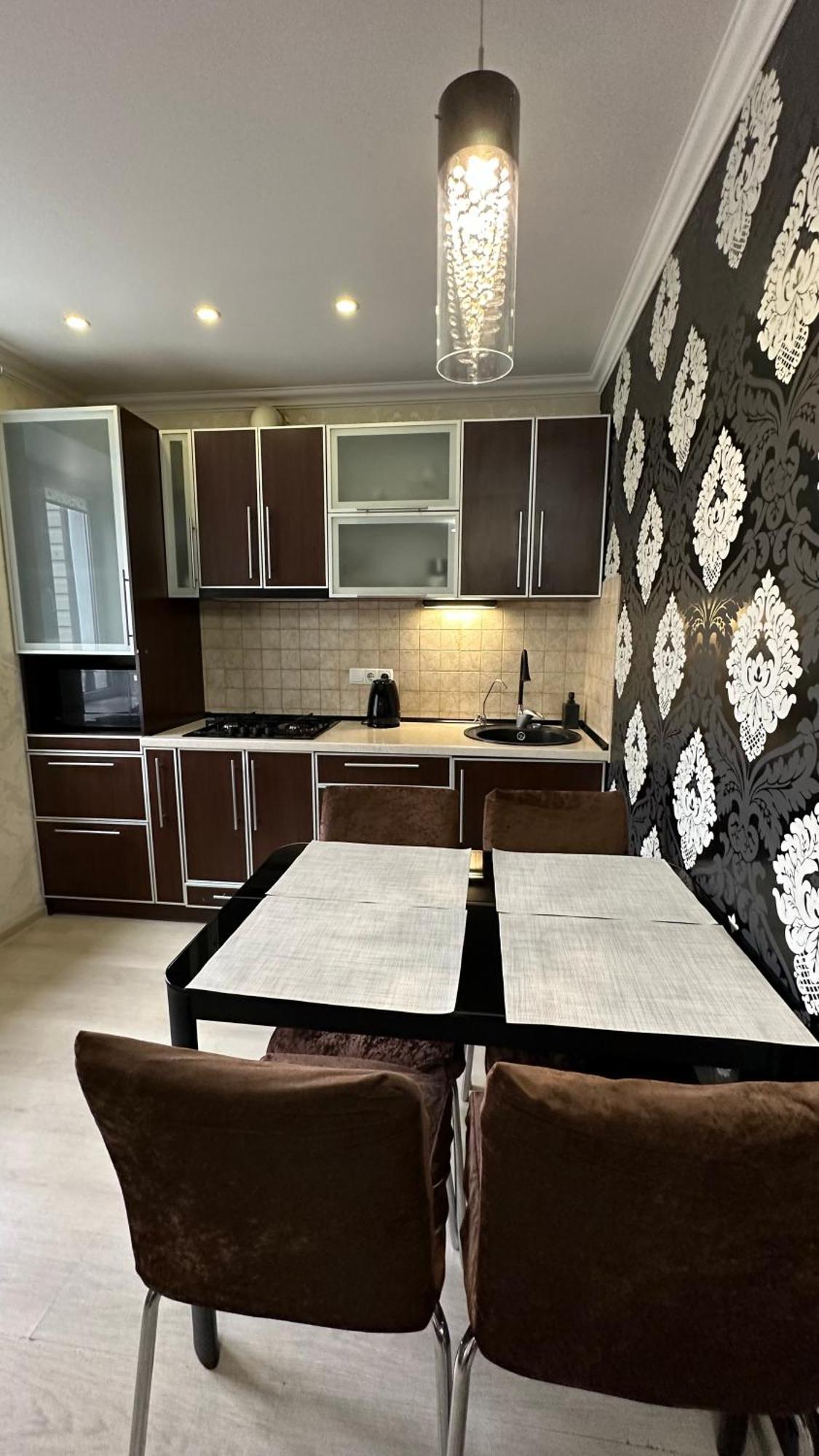 Apartment On Nauki Avenue 102 Dnipro Exterior photo