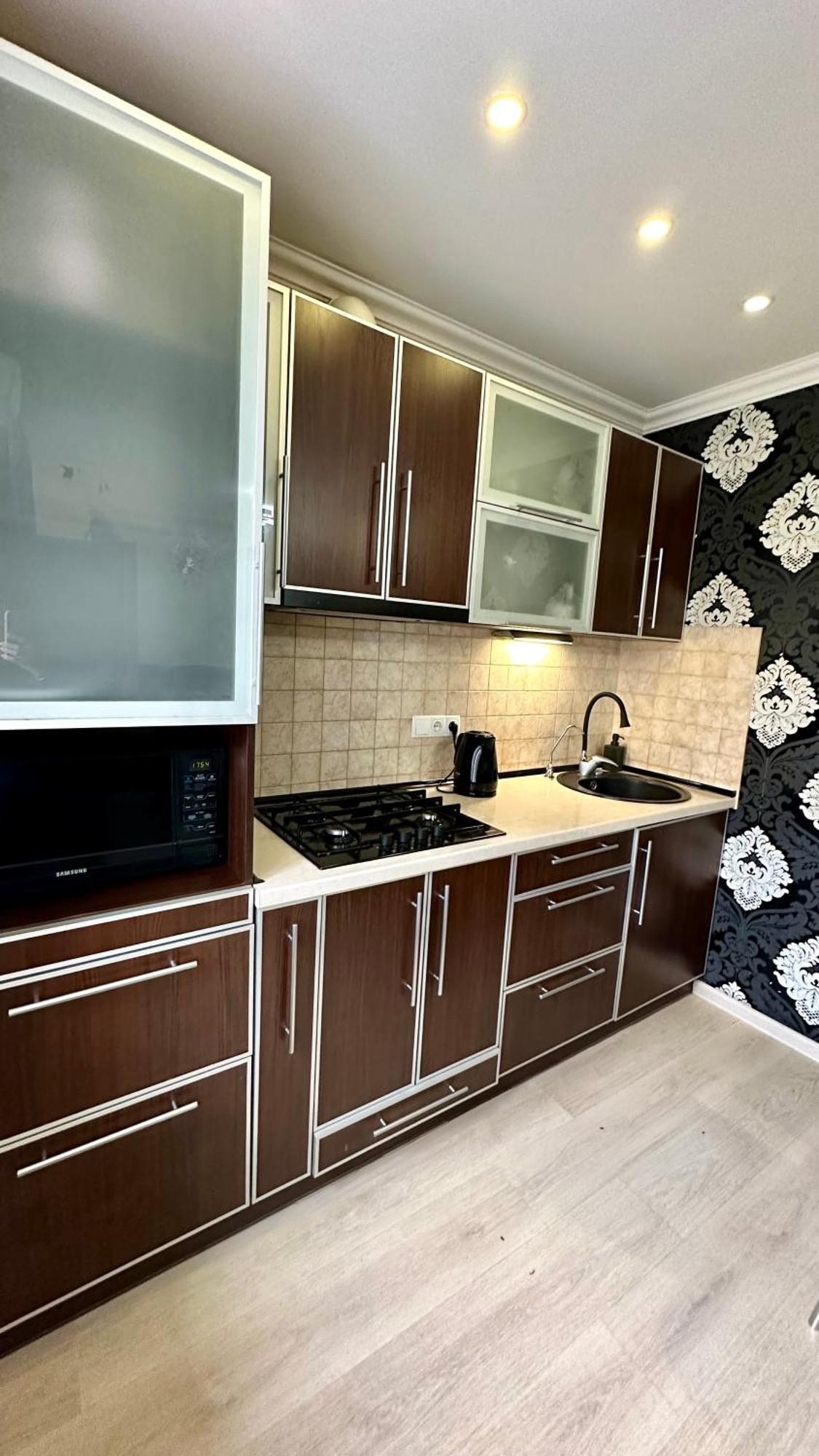 Apartment On Nauki Avenue 102 Dnipro Exterior photo