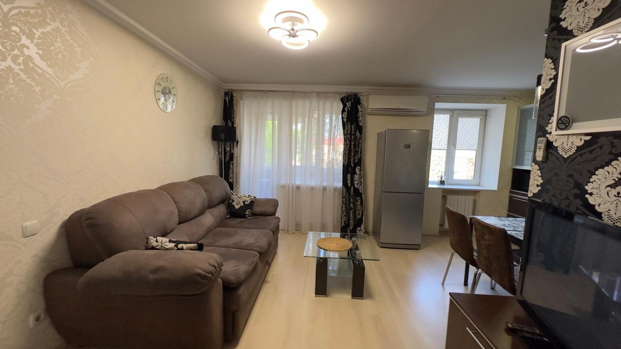 Apartment On Nauki Avenue 102 Dnipro Exterior photo